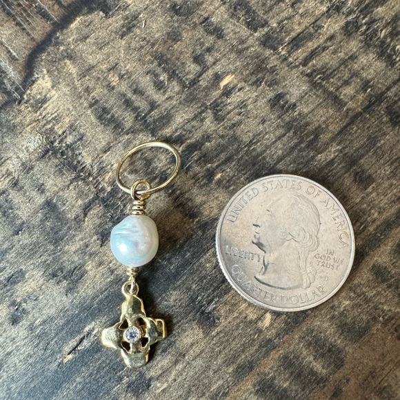 Lee Brevard earring - Picture 4 of 6